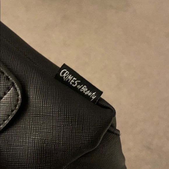 CRIMES OF BEAUTY MAKEUP BAG BLACK NEW! - Picture 3 of 6